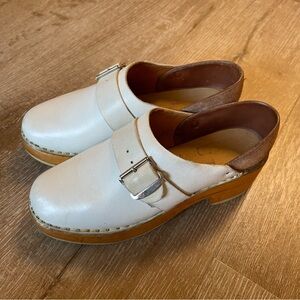 Vintage Multnomah Wood & White Leather Clogs w/ Buckle size 13 kids/women 4-4.5
